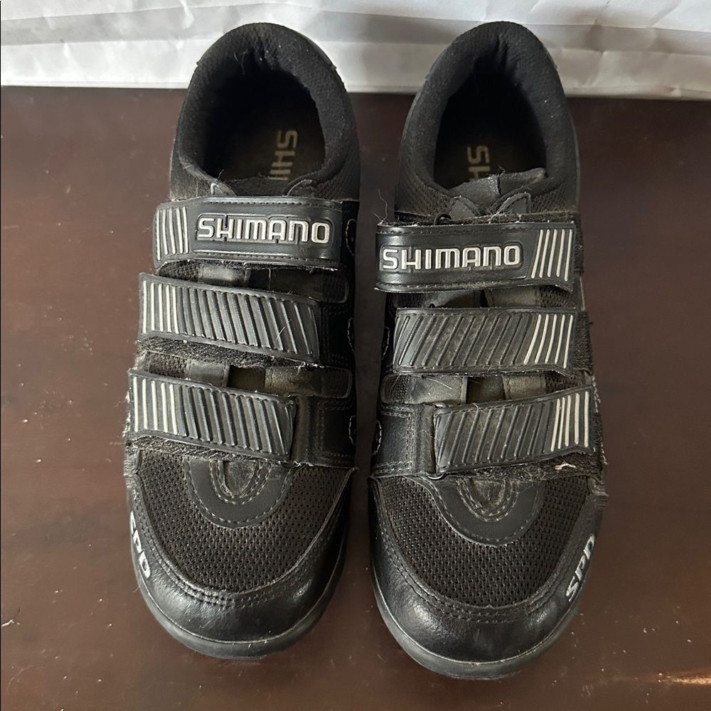Shimano Men’s Cycling Shoes Size 8.5 SPD Bike Riding Footwear
